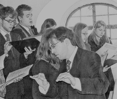 Der Kammerchor Würzburg unter der Leitung von Matthias Beckert während des Gottesdienstes