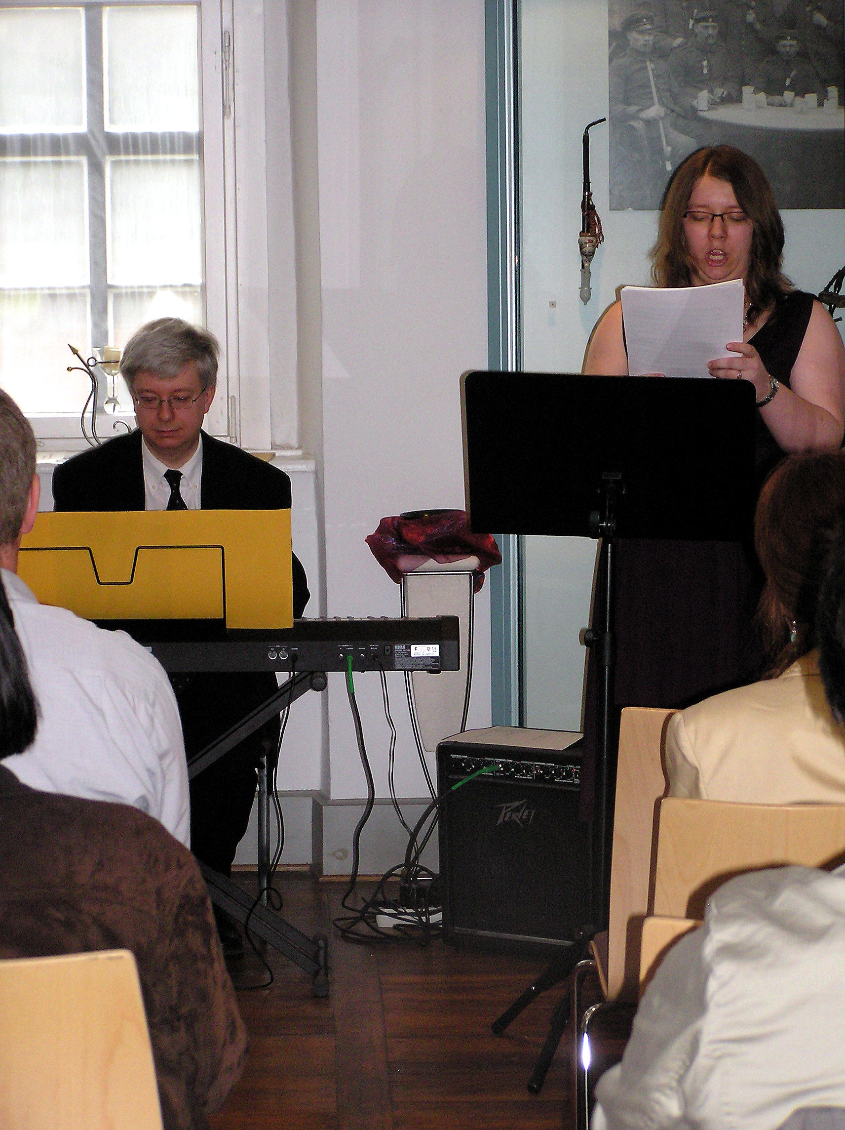 Susanne Handwerker (Sopran) und Berthold Gaß (Klavier) während des Geburtstagsständchens