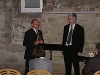 Präsident Berthold Gaß bei der Ehrung von Prof. Gottfried Rehm anlässlich dessen 85. Geburtstags
